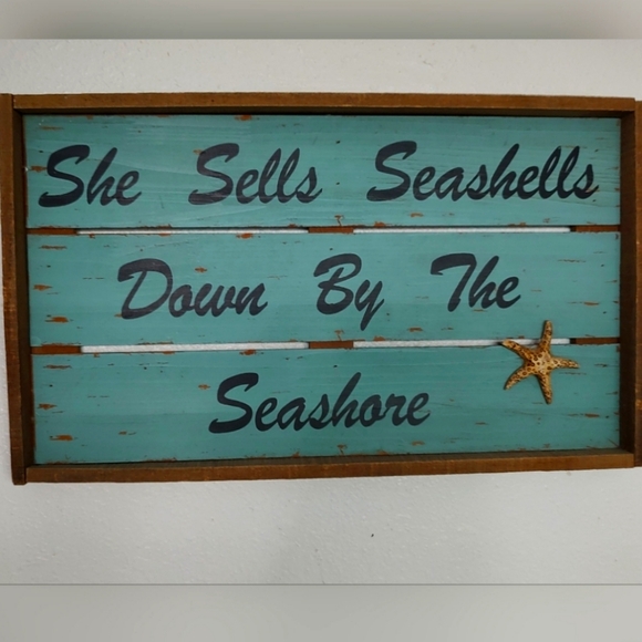 Framed Ocean Beach nautical seashell art. - Picture 6 of 7